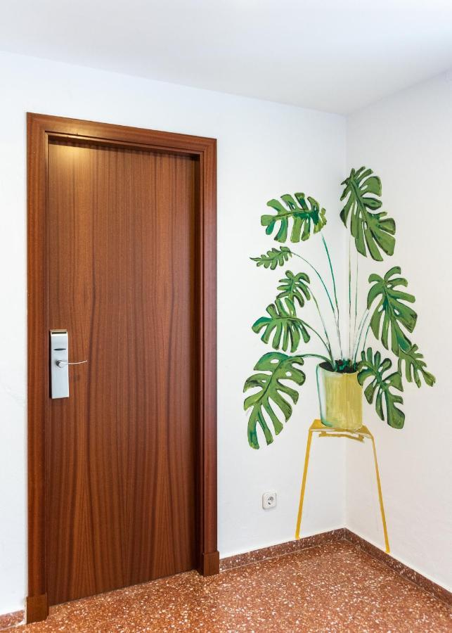 Hostal Jume - Urban Rooms 马翁 外观 照片