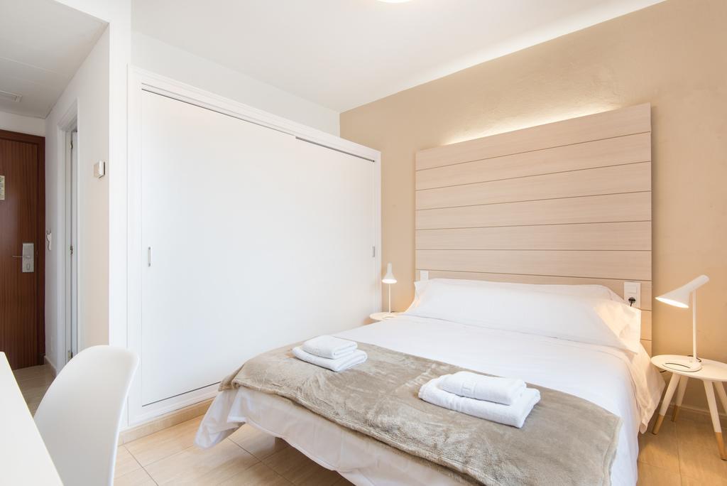 Hostal Jume - Urban Rooms 马翁 外观 照片
